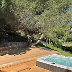 Casa Mimosa Bed & Breakfast *